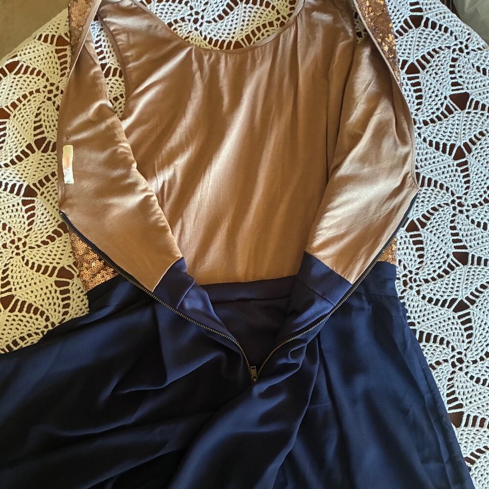 Rosette Rose Gold Sequin & Navy Chiffon Sleeveless Skater Dress Women's Large - Picture 13 of 15